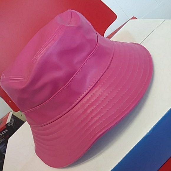 Accessories - Hat